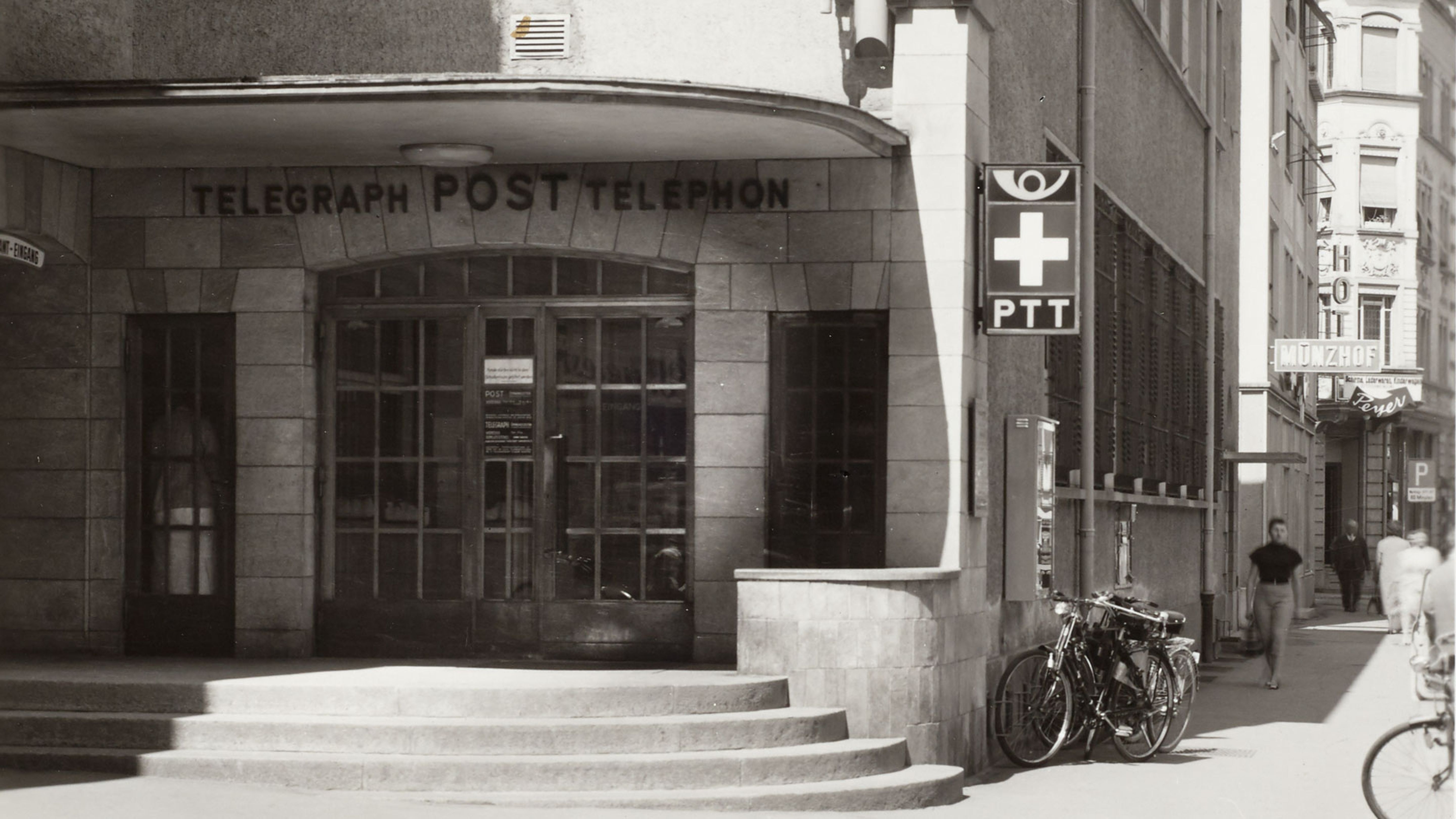 Post office building in Rorschach in the 1950s. Source: Hans Labhart (photographer) / Museum of Communication